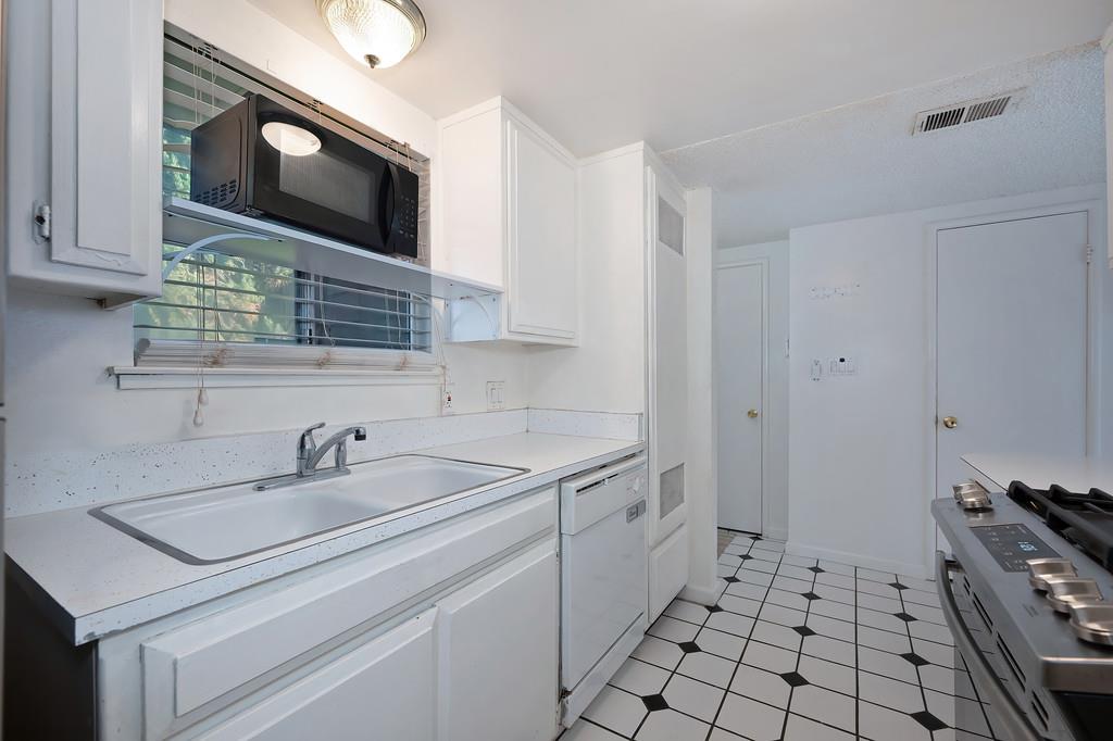 5626 Hillsdale Boulevard A