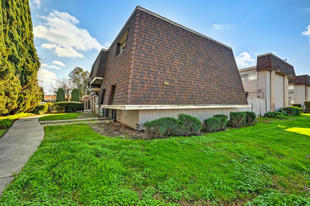 5626 Hillsdale Boulevard A