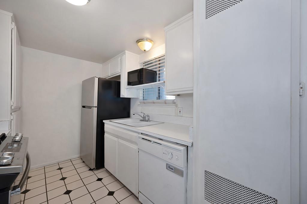 5626 Hillsdale Boulevard A