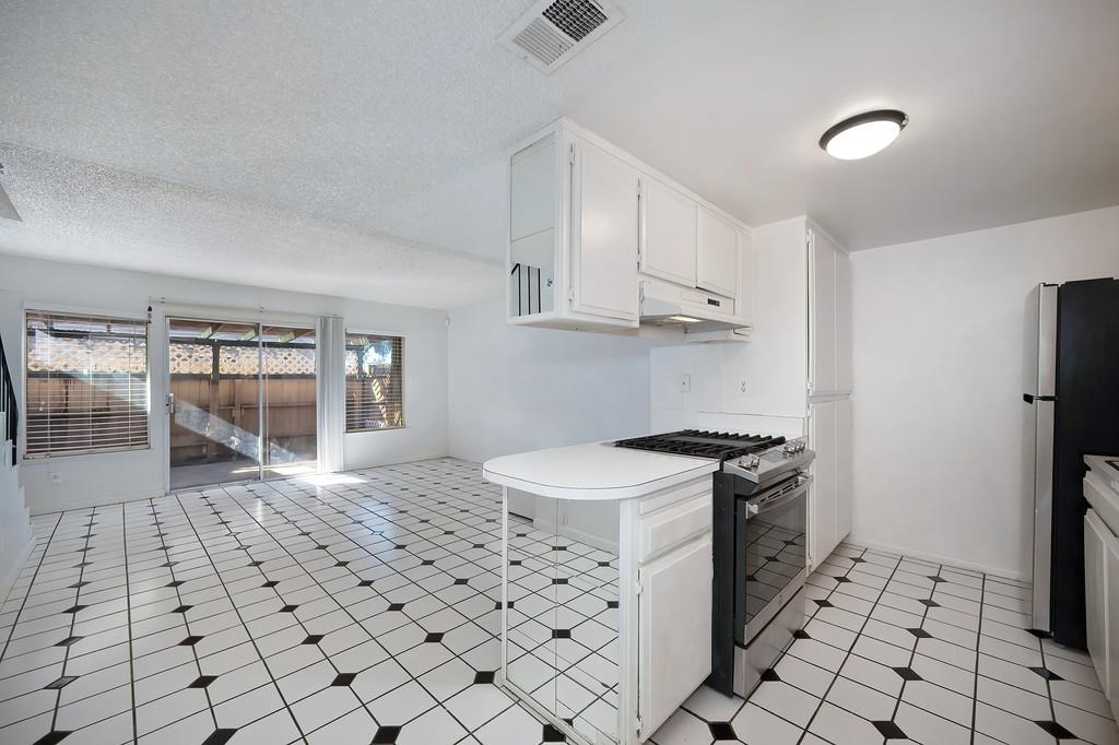 5626 Hillsdale Boulevard A