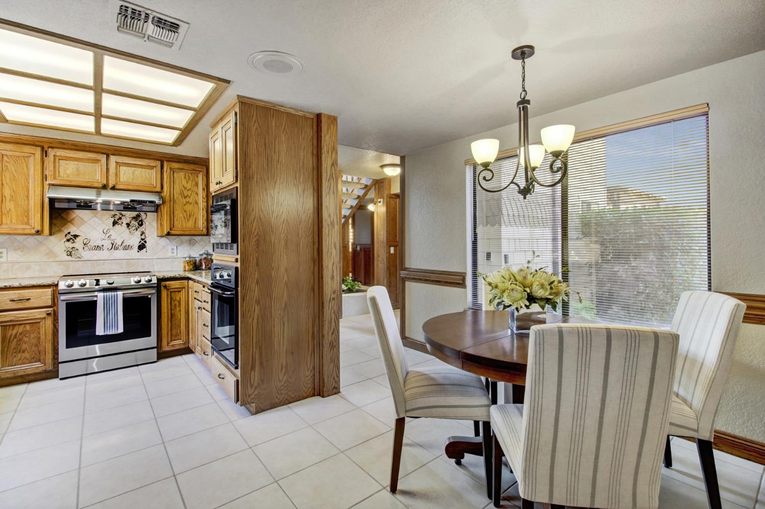 7916 Laurelridge Court