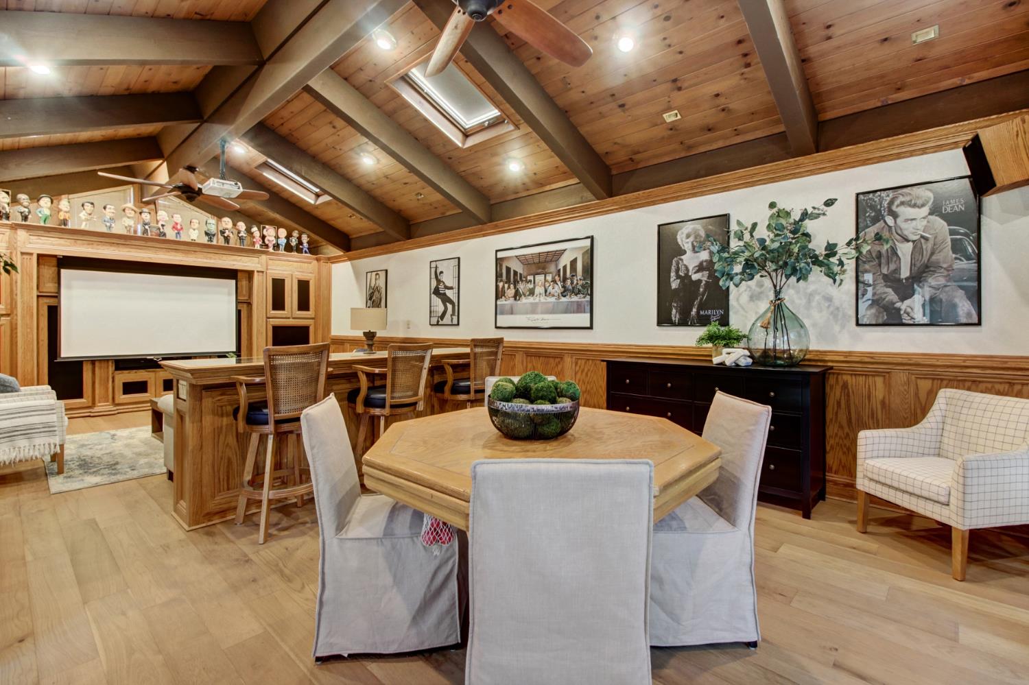 7916 Laurelridge Court