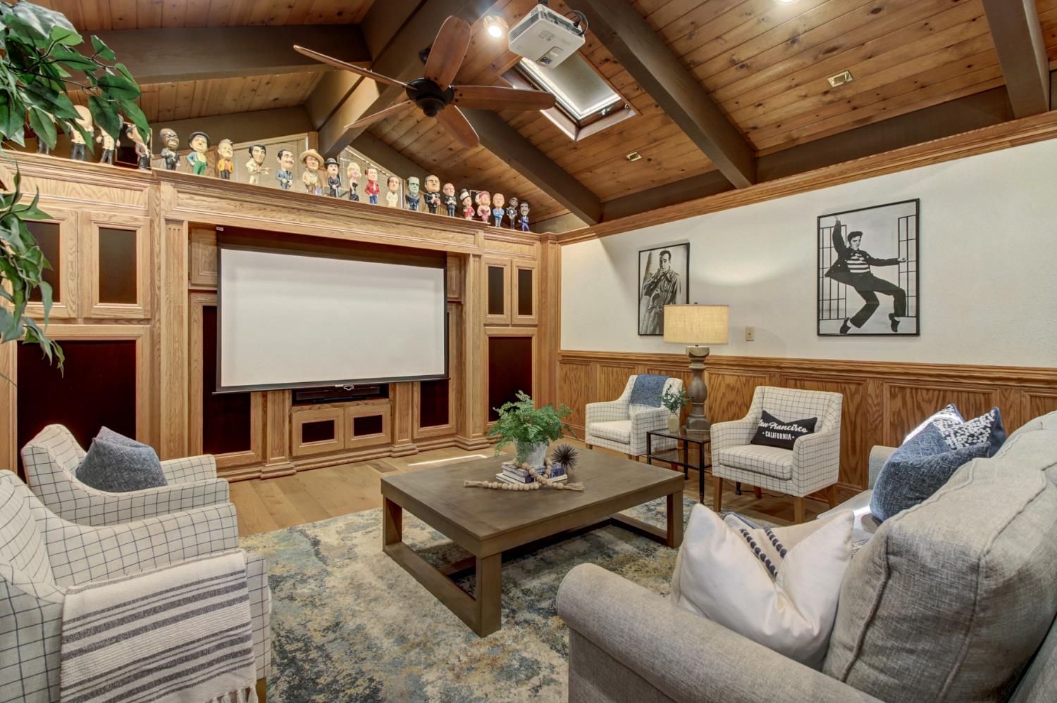 7916 Laurelridge Court