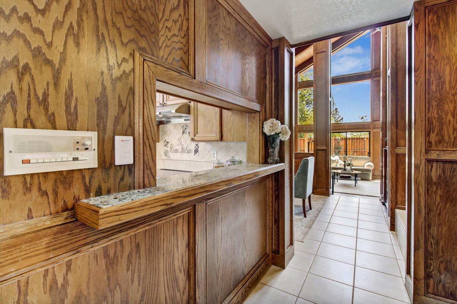 7916 Laurelridge Court