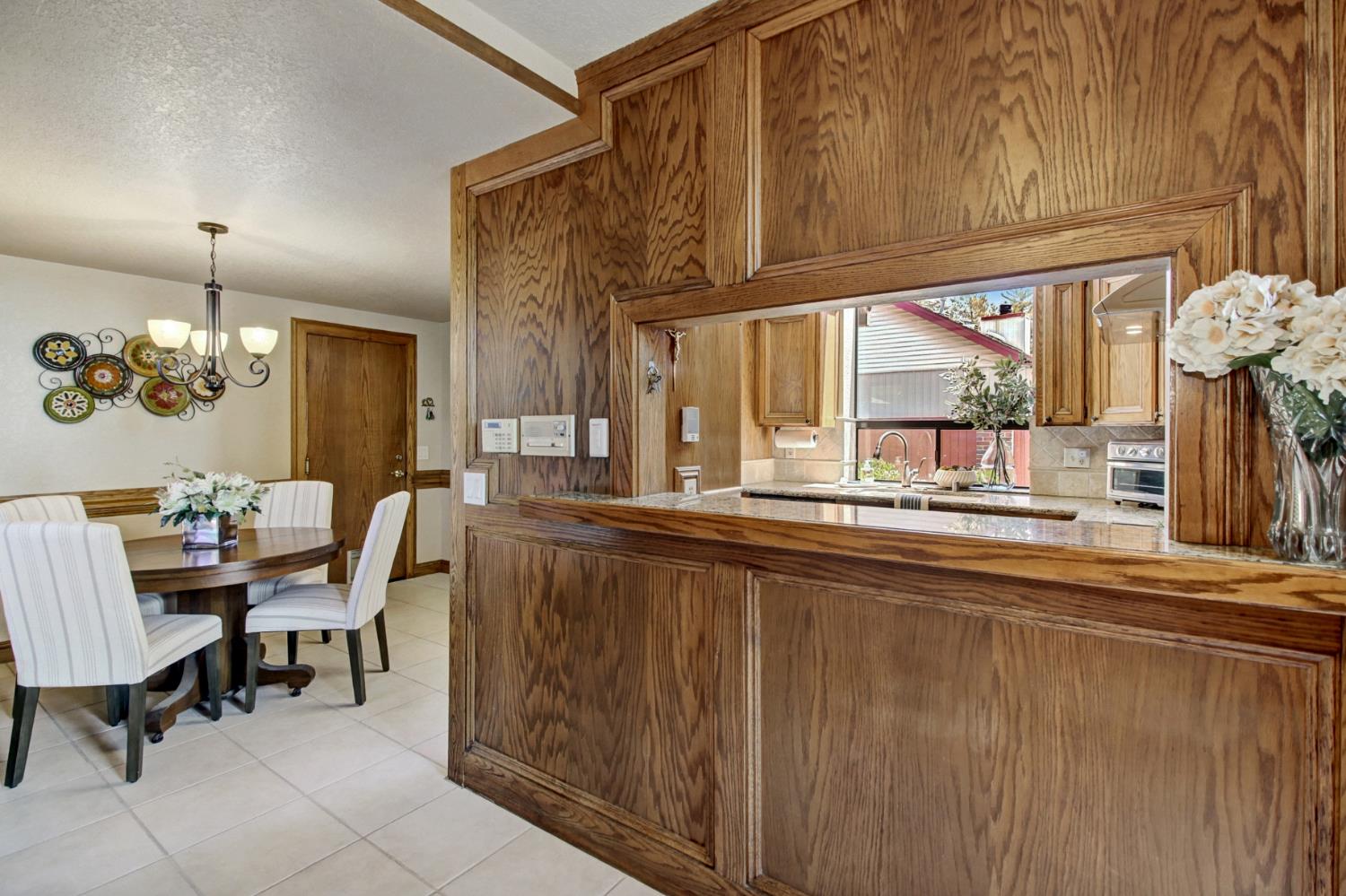 7916 Laurelridge Court