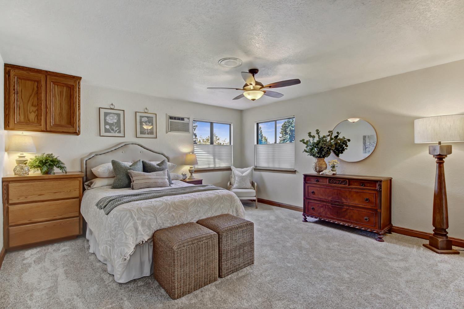 7916 Laurelridge Court