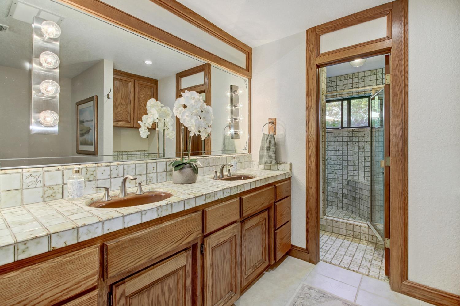 7916 Laurelridge Court