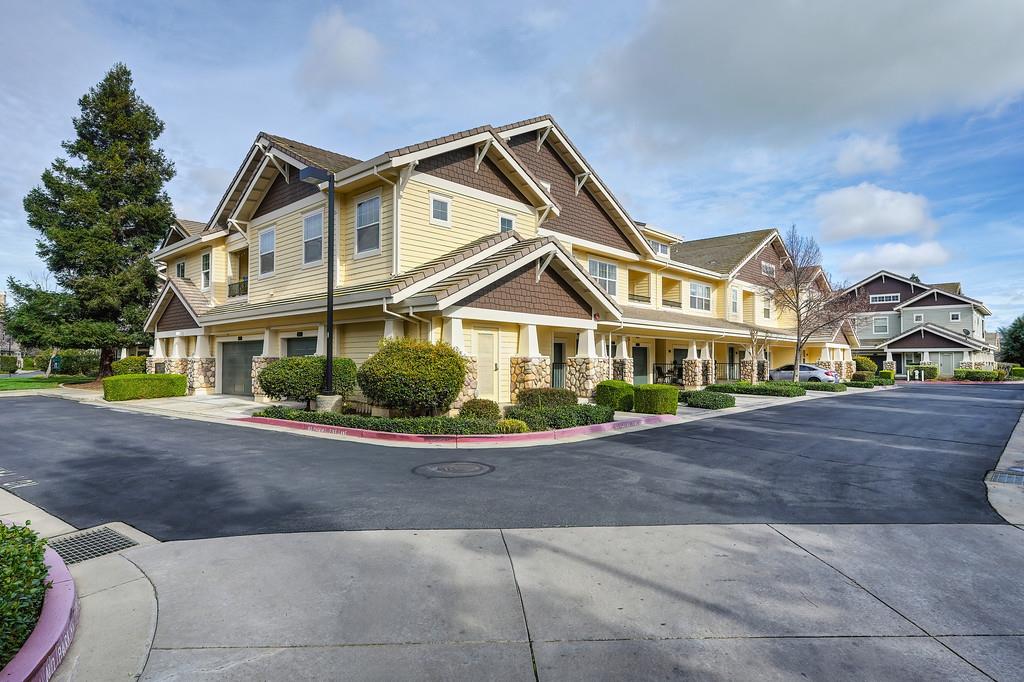 9567 Coney Island Cir