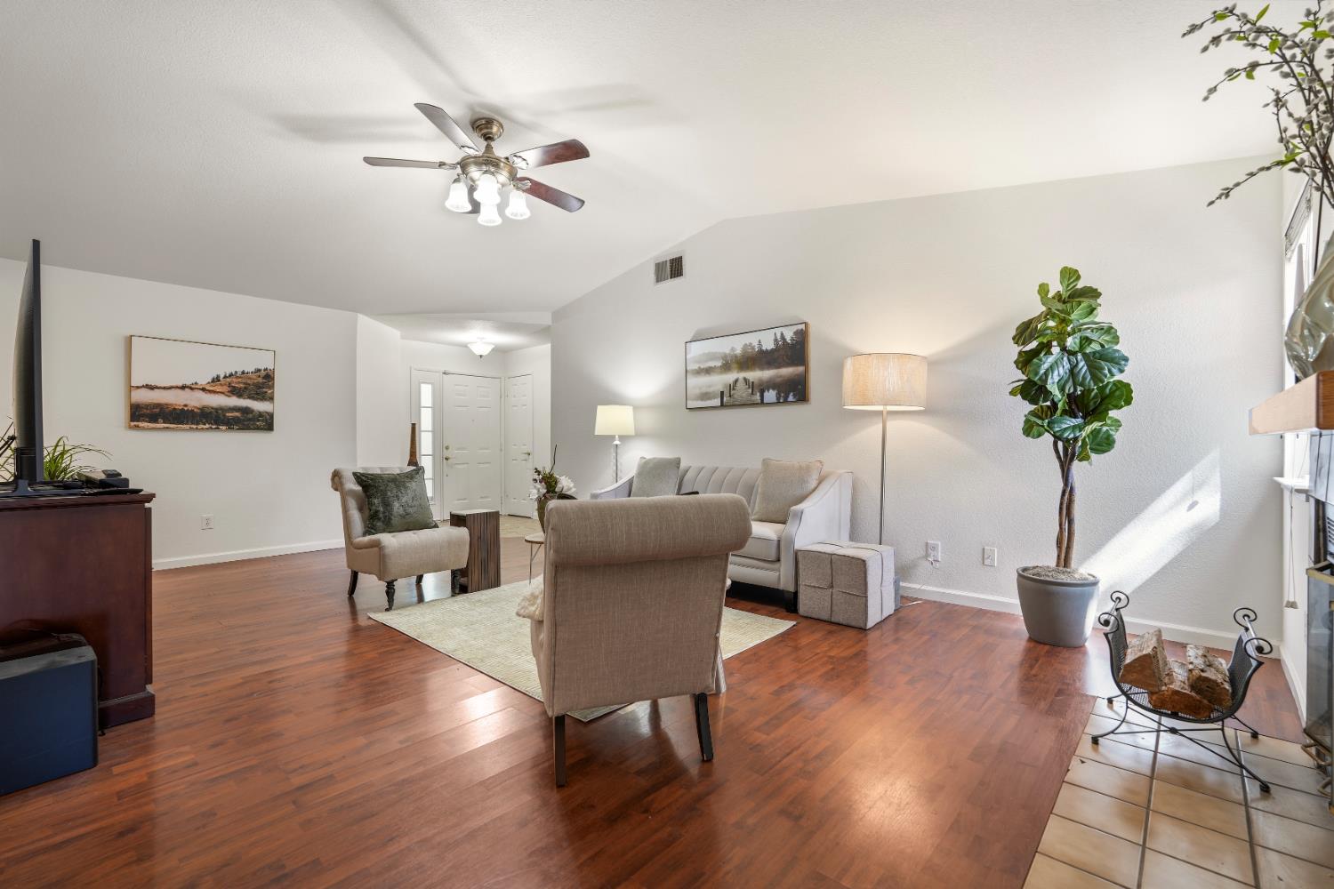 602 Oakborough Avenue