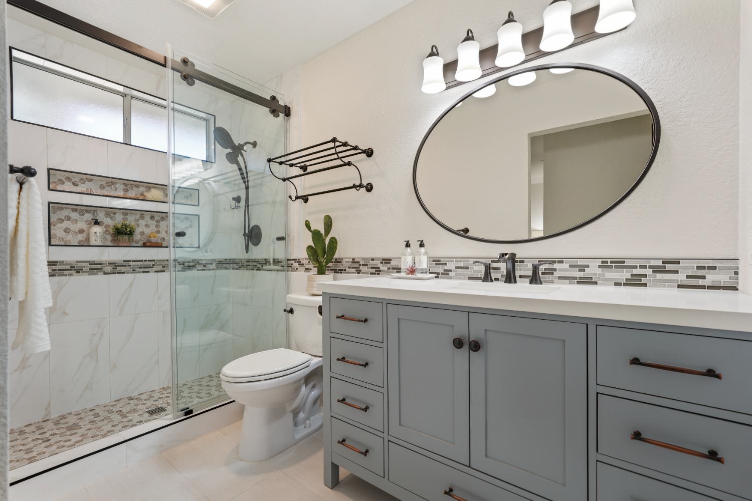 602 Oakborough Avenue