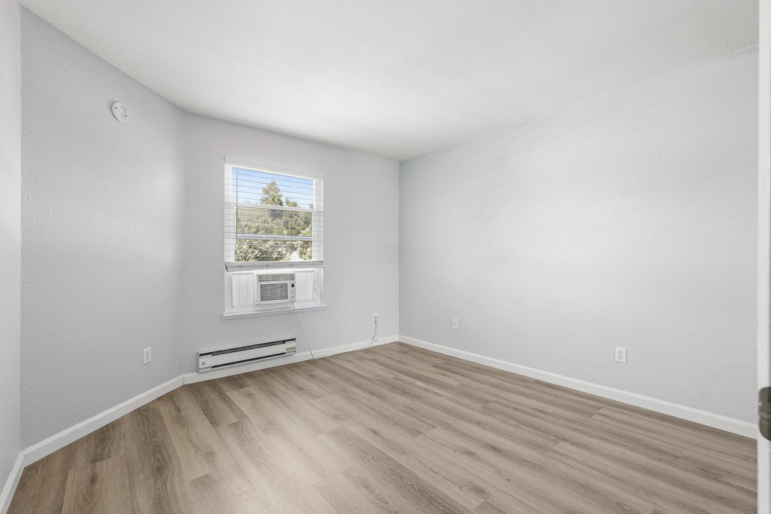 3 Lancaster Circle 209