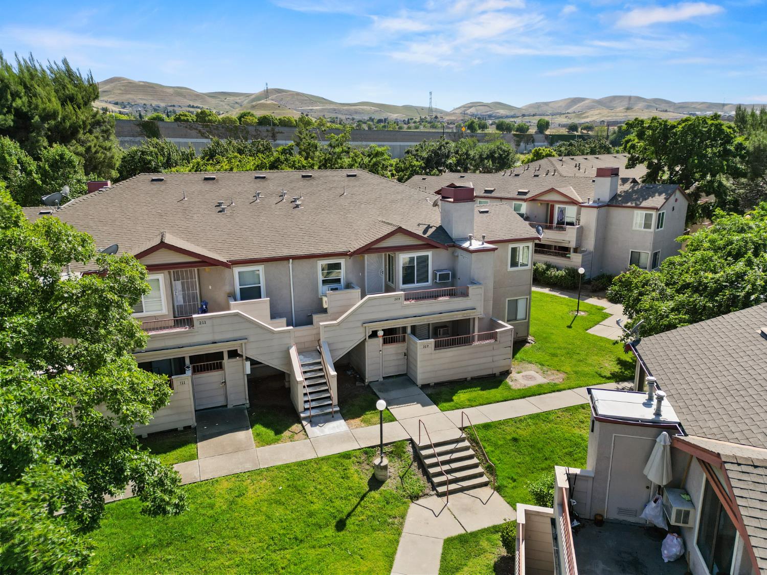3 Lancaster Circle 209