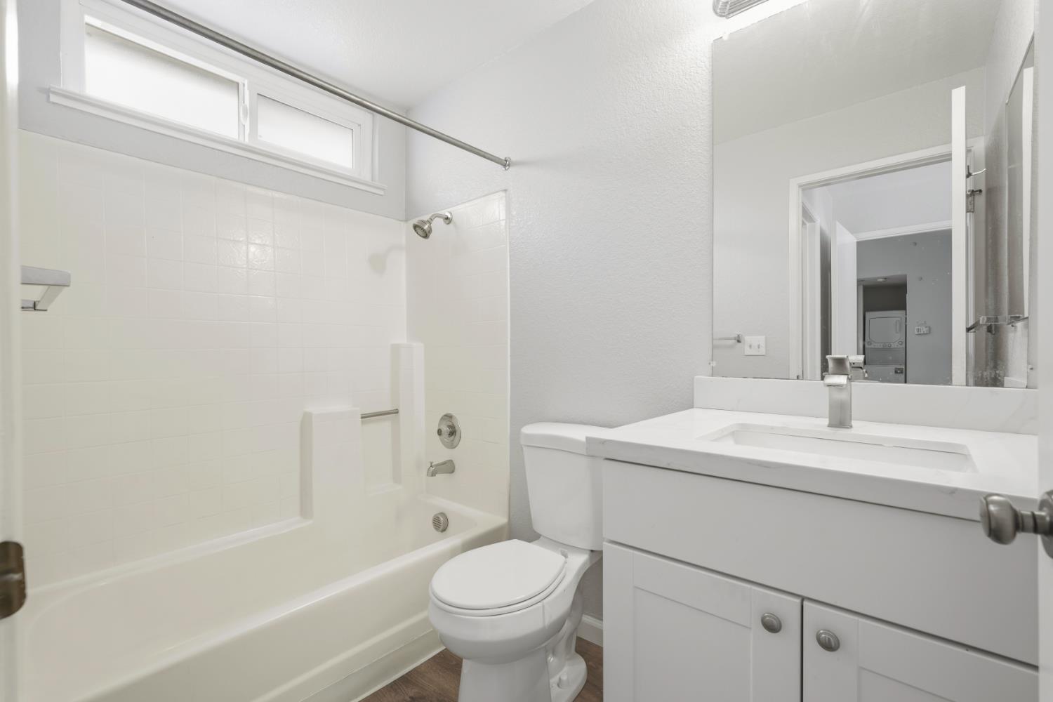 3 Lancaster Circle 209