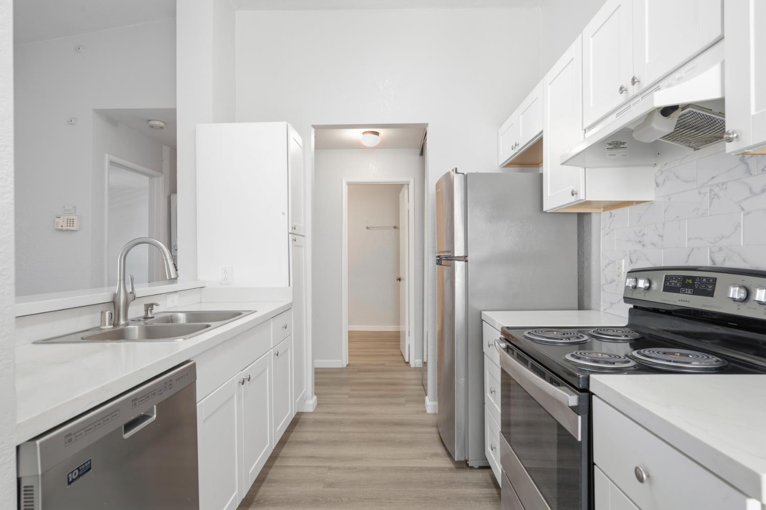 3 Lancaster Circle 209
