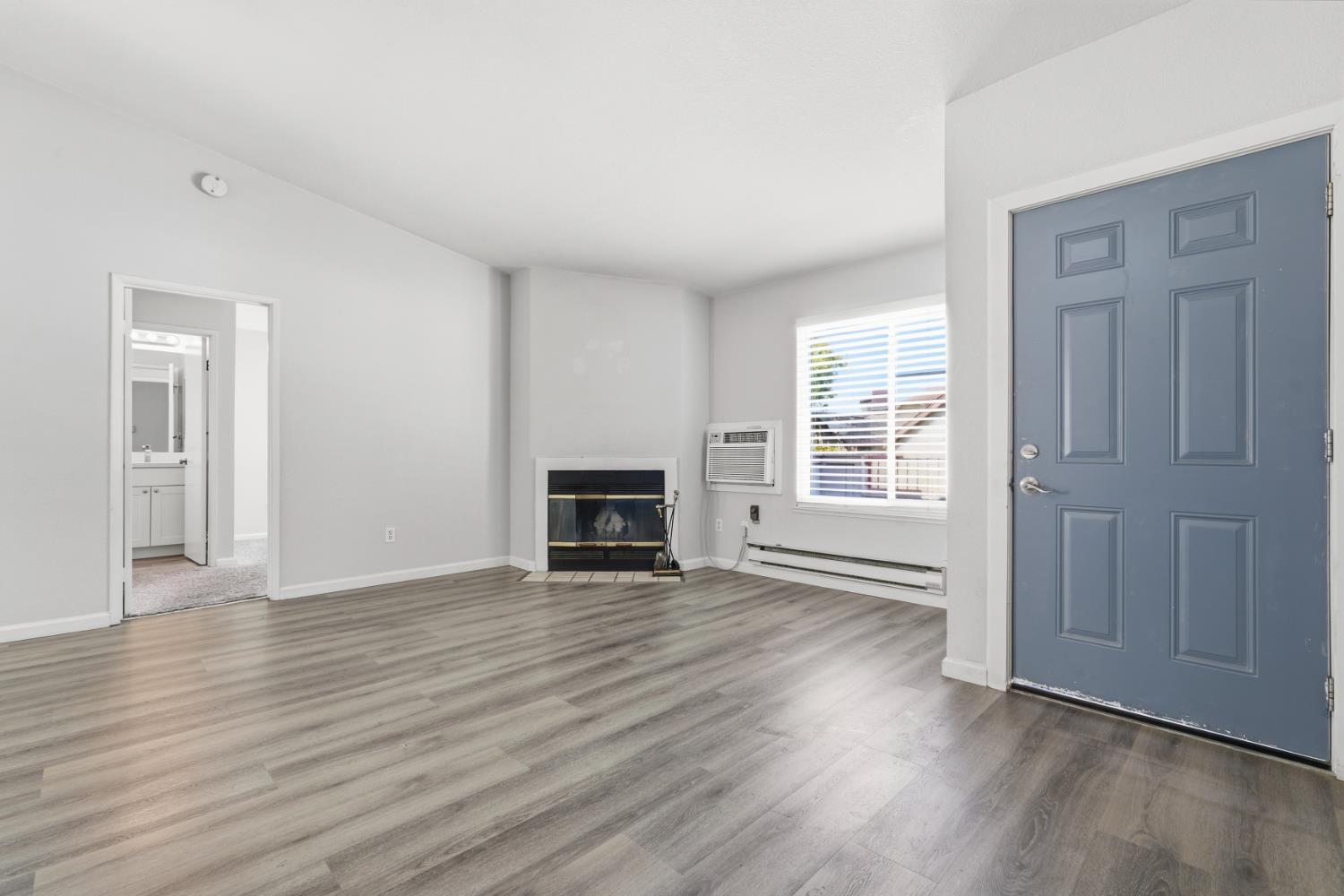 3 Lancaster Circle 209