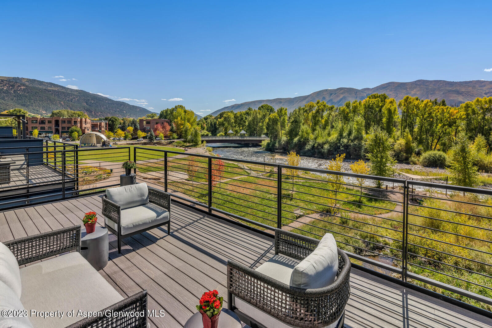 22860 Two Rivers Road #370