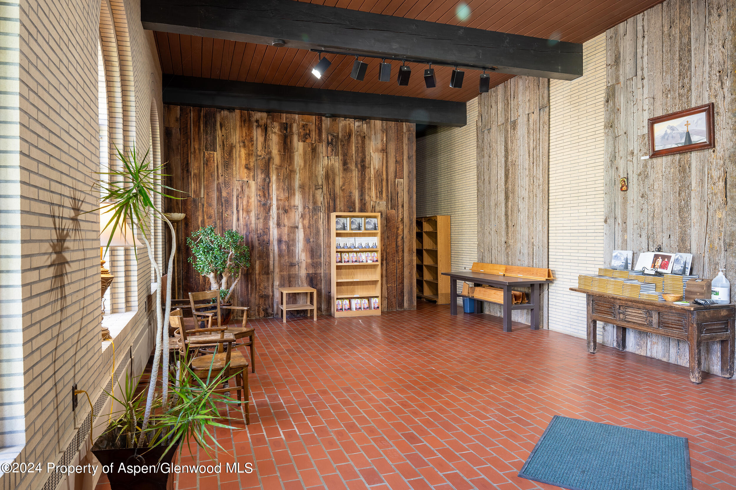 1012 Monastery Rd