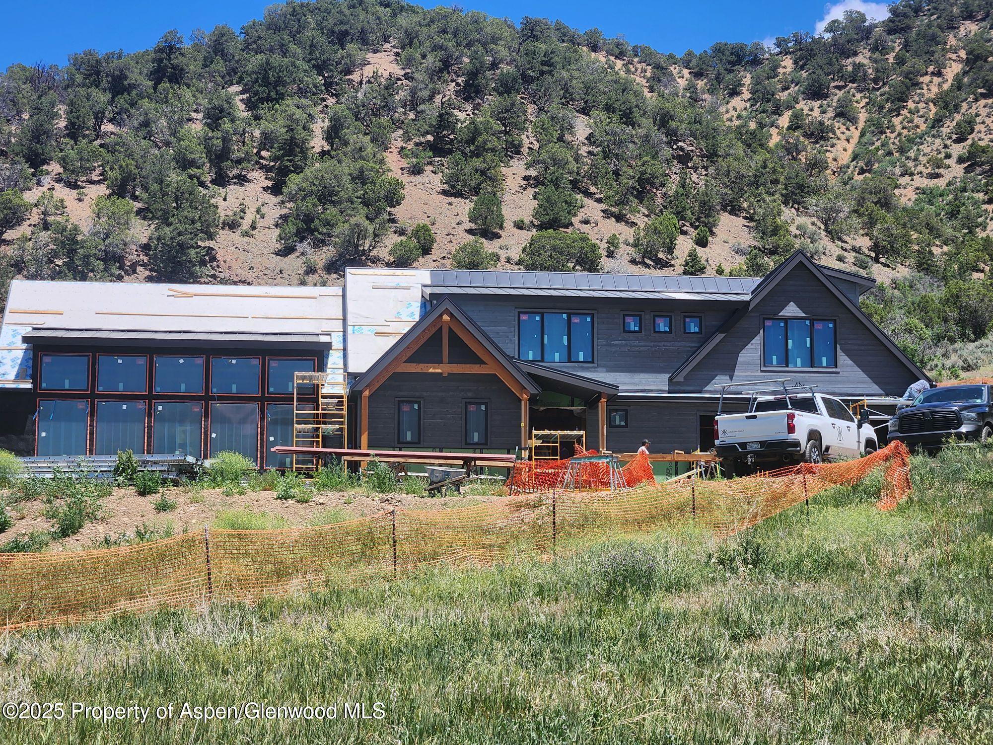 902/904 Sopris Creek Road