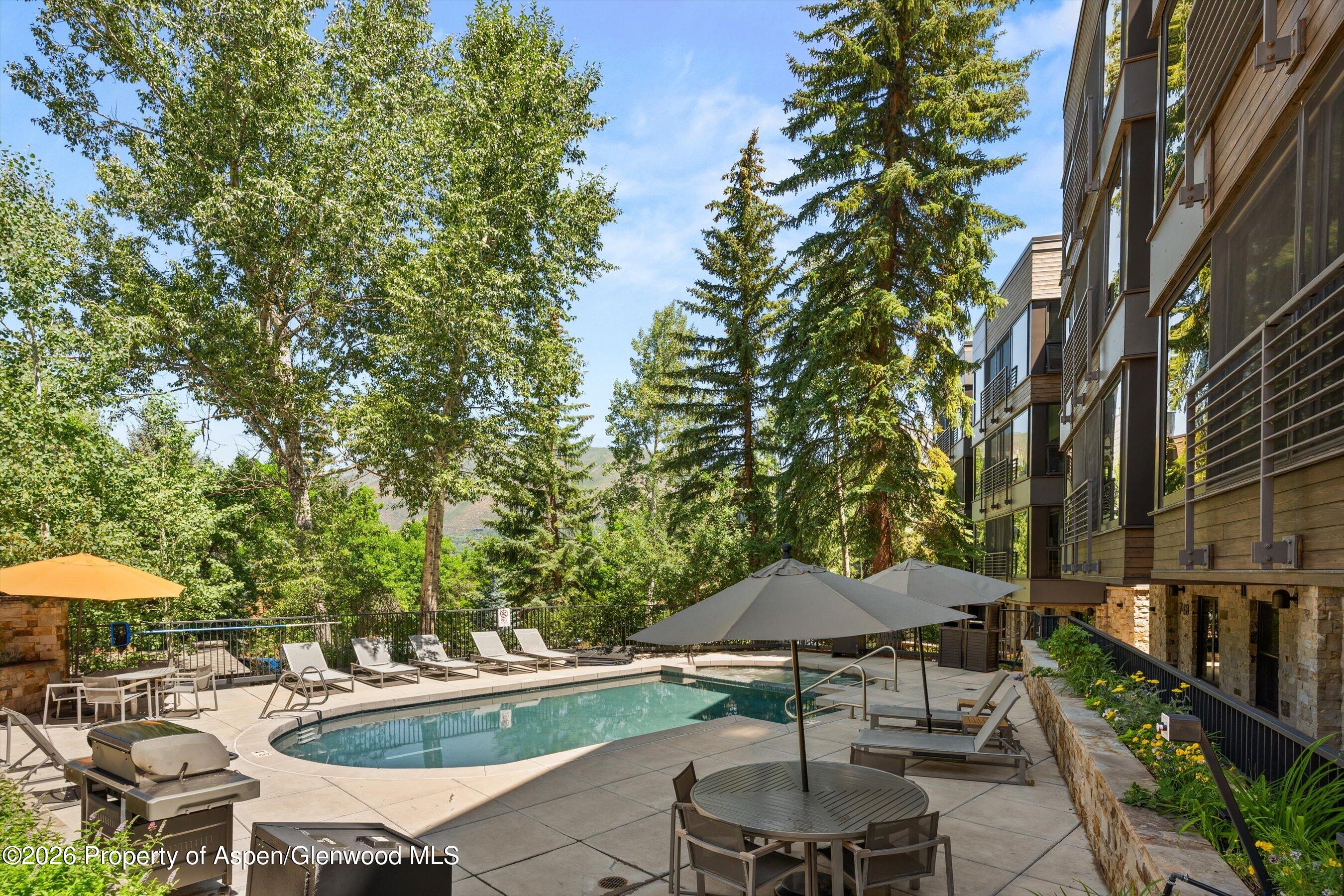 728 S Galena Street 202-B