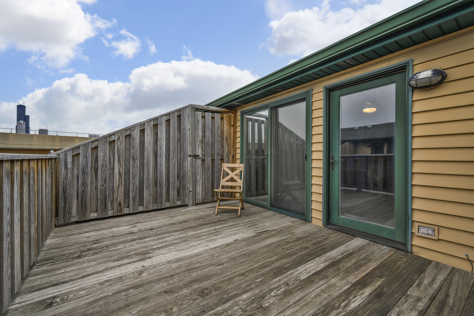 1813 S Clark Street Unit: 5