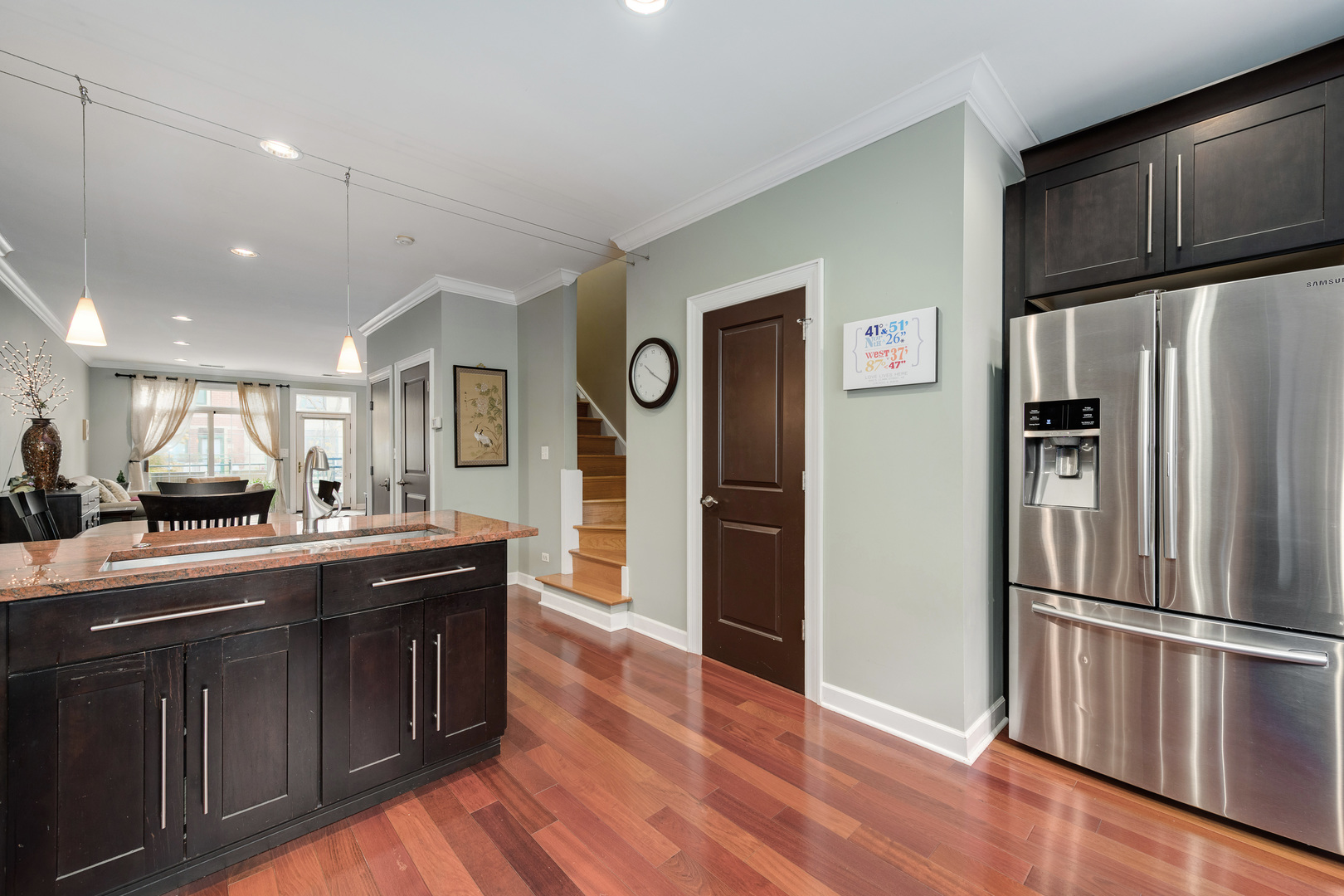 1813 S Clark Street Unit: 5