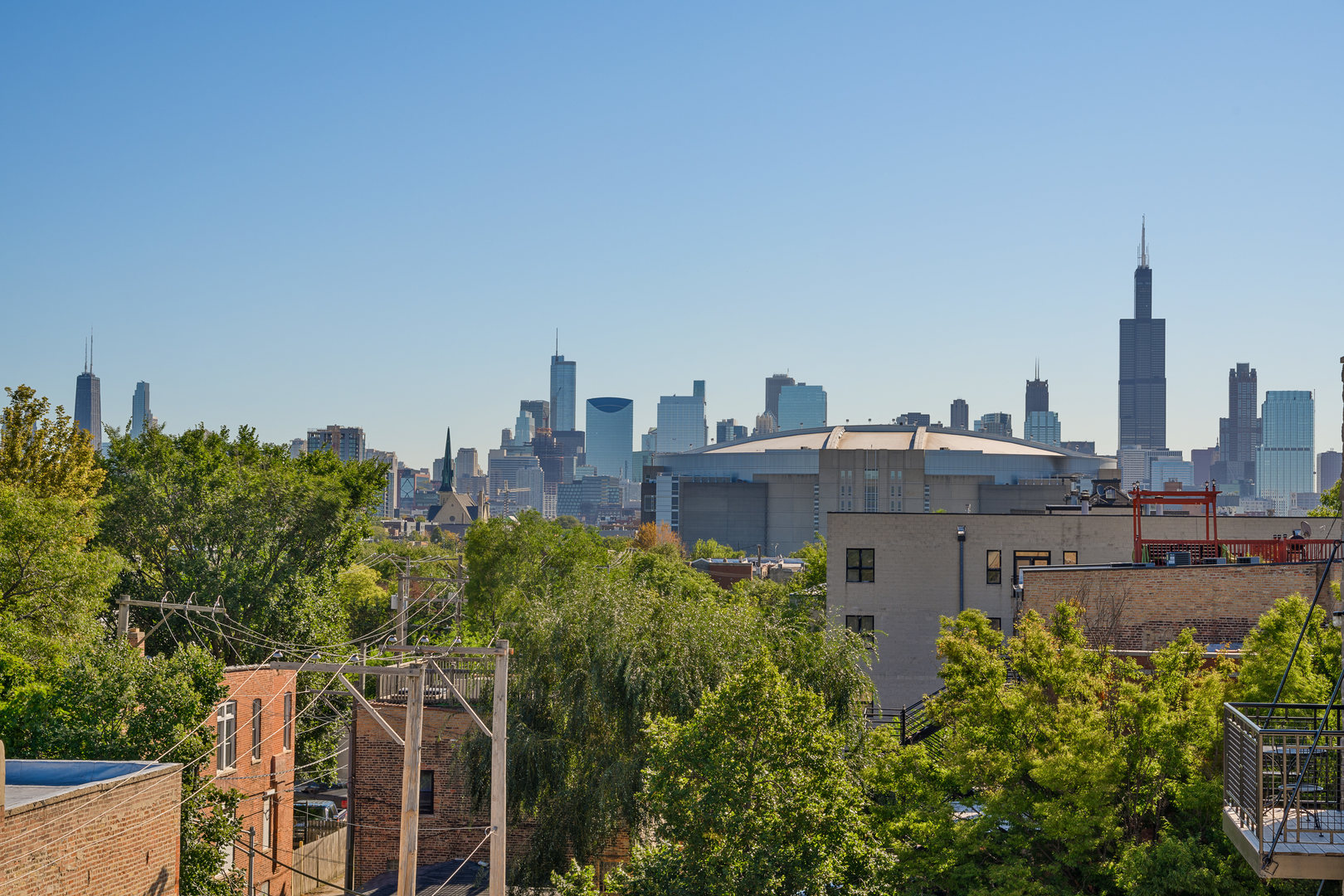 2212 W Monroe Street Unit: 4E