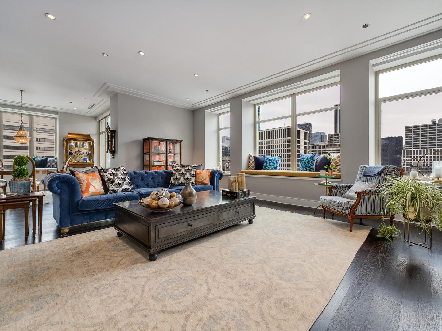 118 E Erie Street Unit: 24A