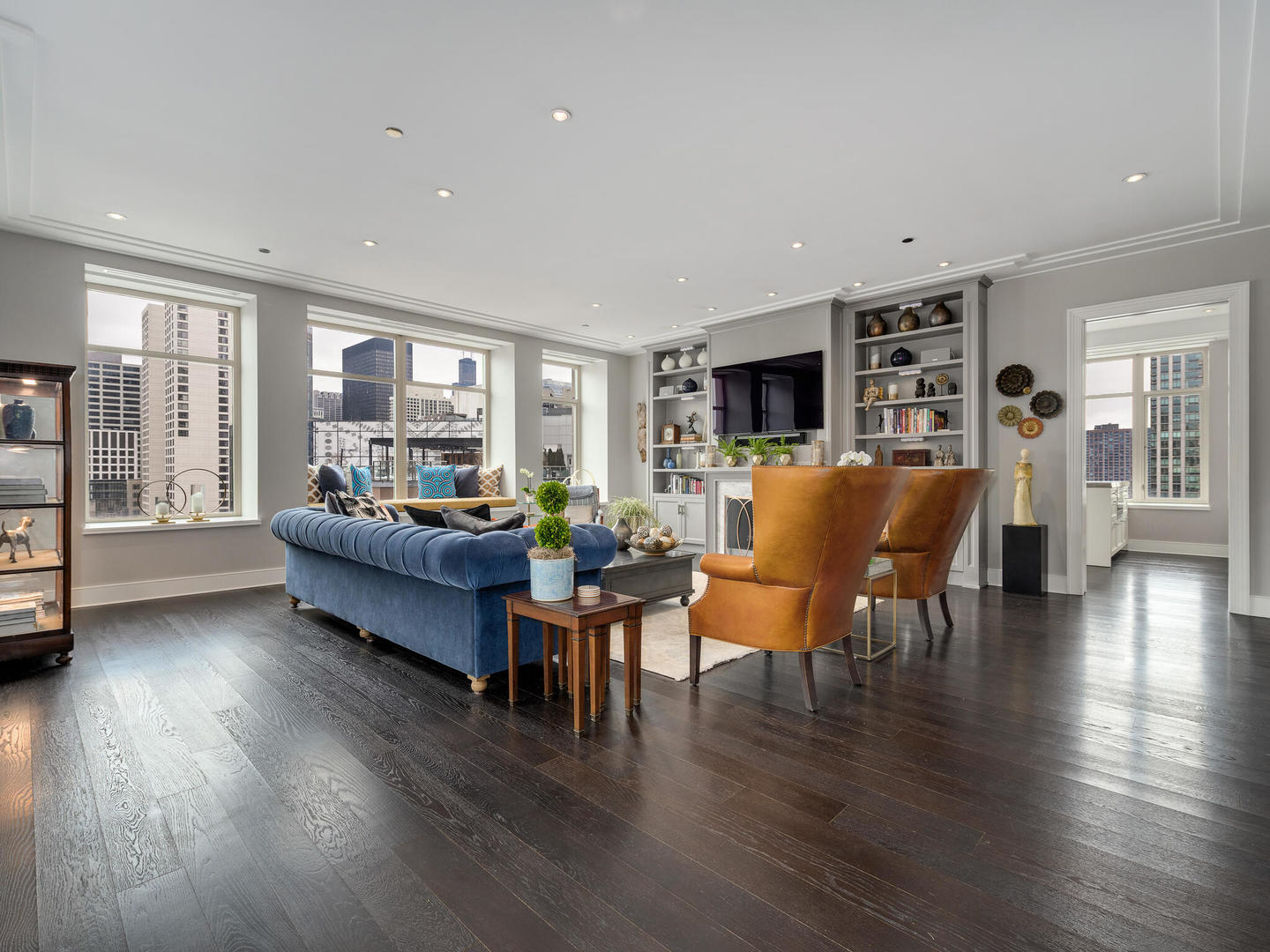118 E Erie Street Unit: 24A