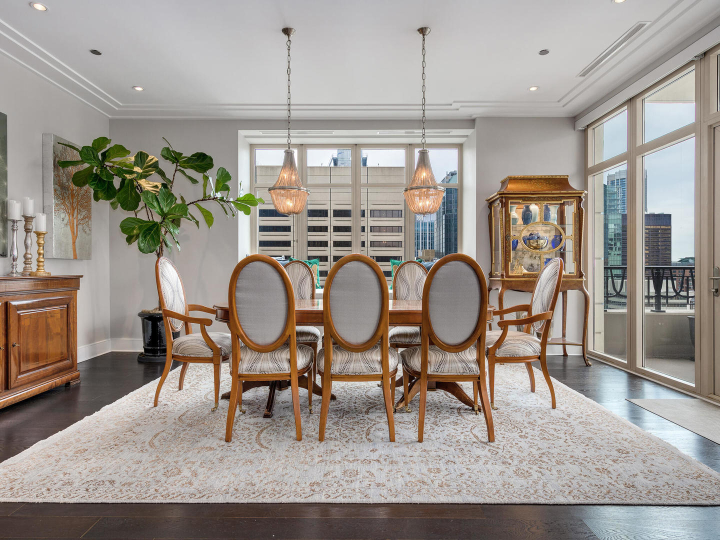 118 E Erie Street Unit: 24A