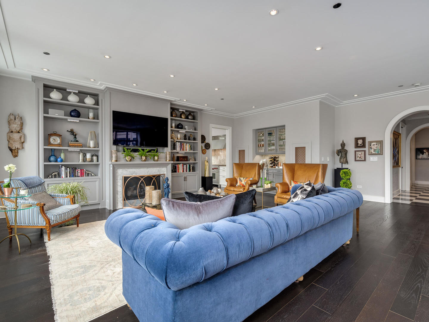 118 E Erie Street Unit: 24A