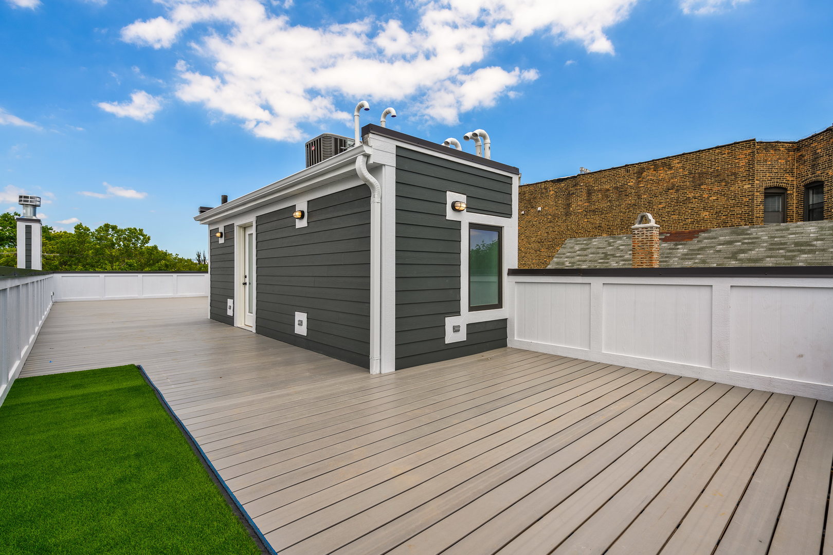 2108 W Huron Street