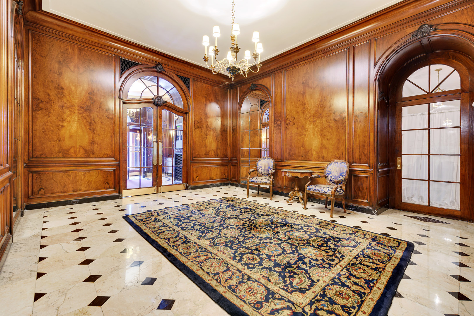 2000 N Lincoln Park West Parkway Unit: 1209