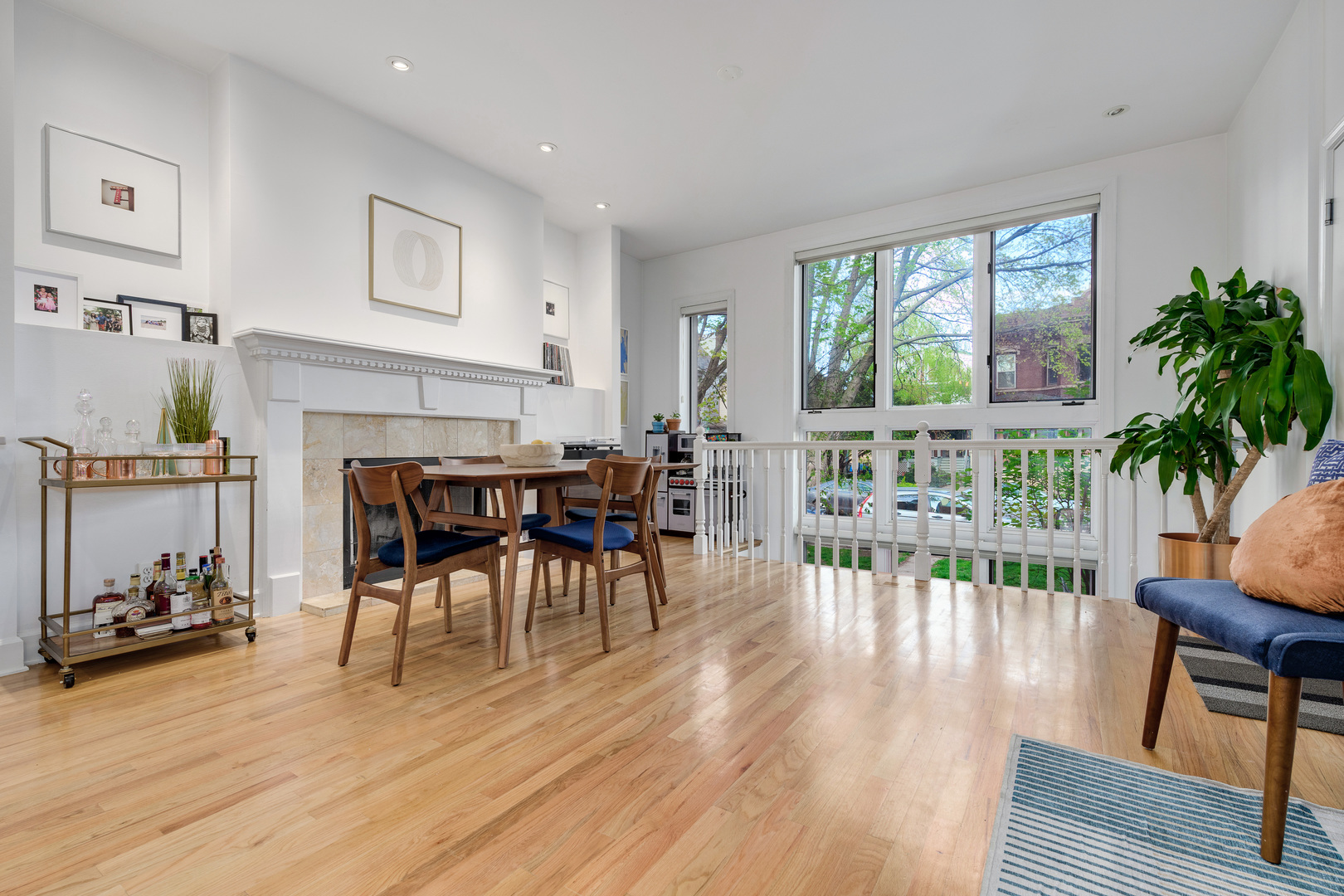 3640 N Bosworth Avenue Unit: 1N