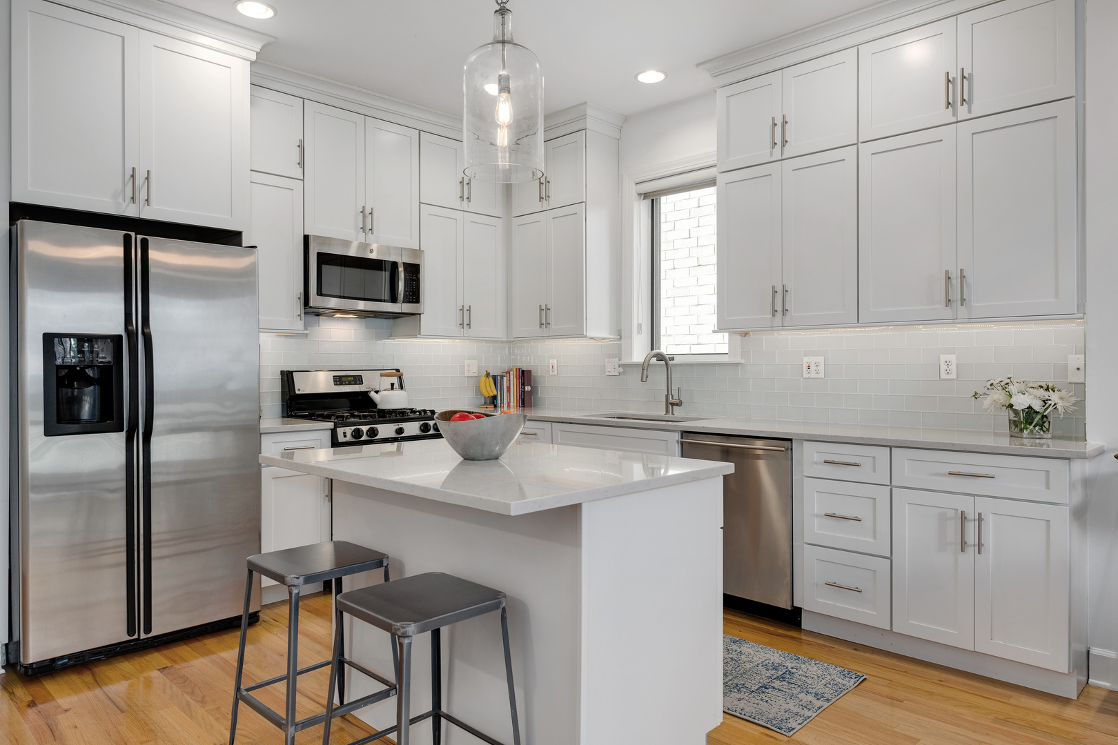 3640 N Bosworth Avenue Unit: 1N