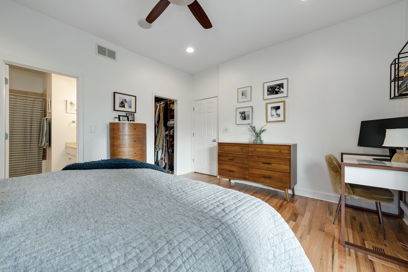 3640 N Bosworth Avenue Unit: 1N