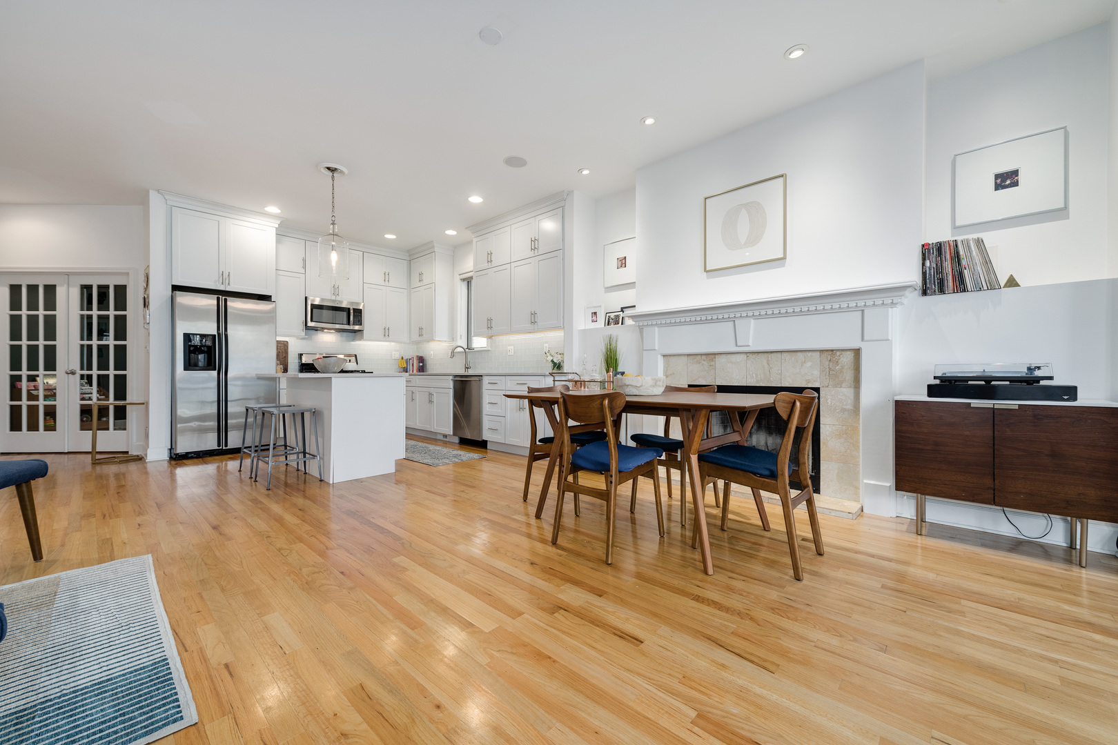 3640 N Bosworth Avenue Unit: 1N