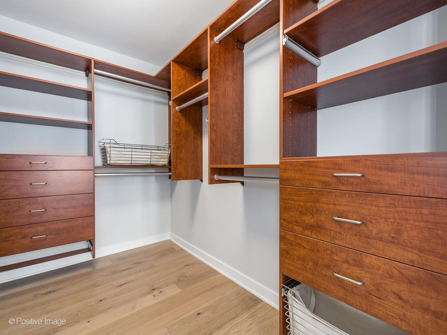 250 E Pearson Street Unit: 3102