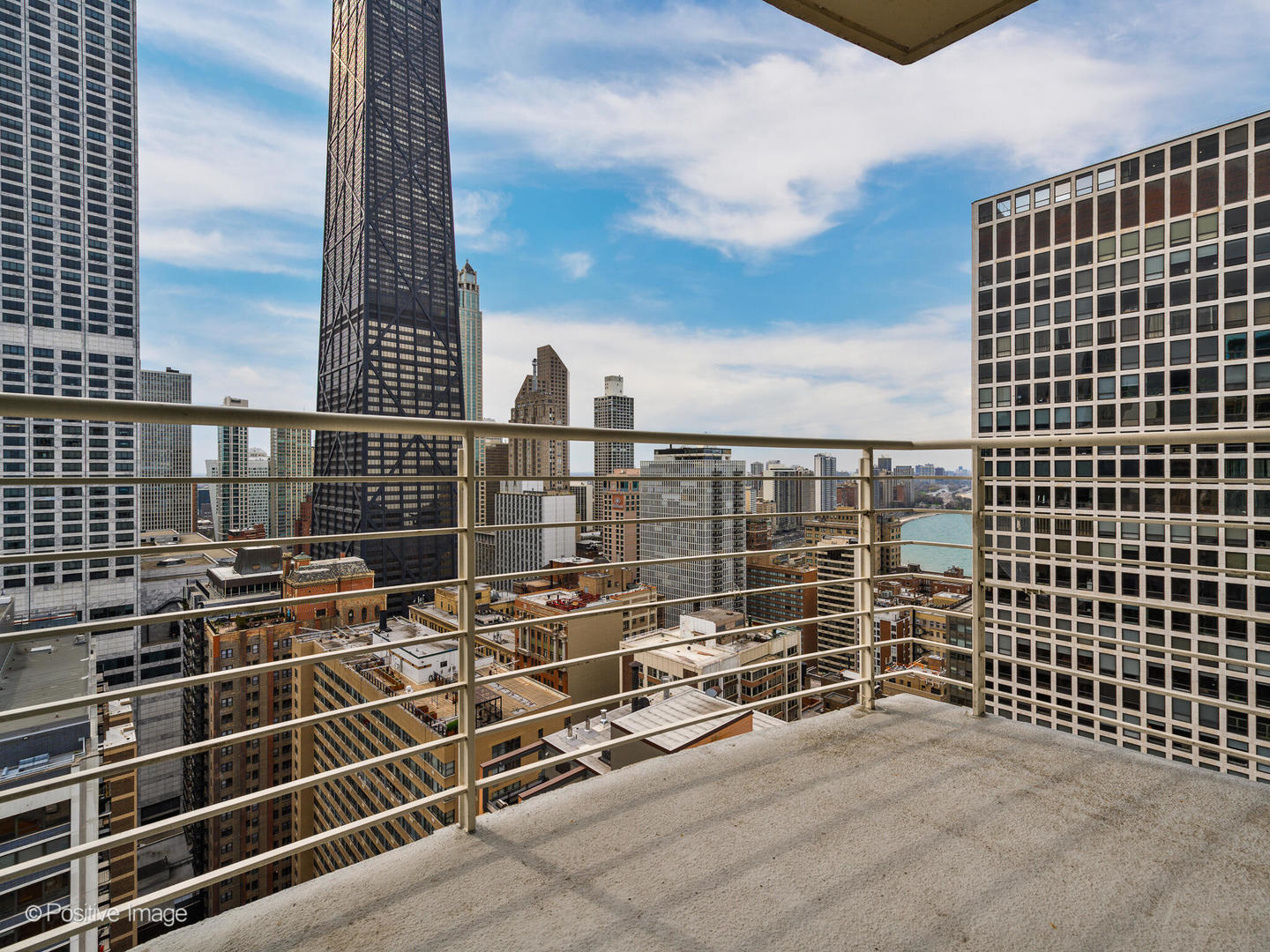 250 E Pearson Street Unit: 3102