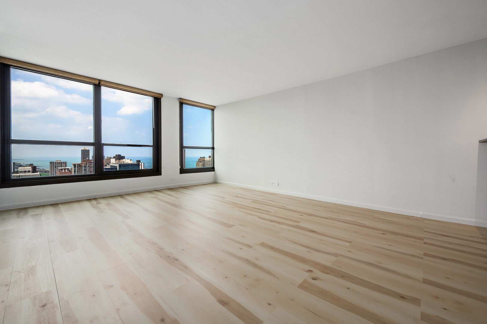 1030 N State Street Unit: 31C
