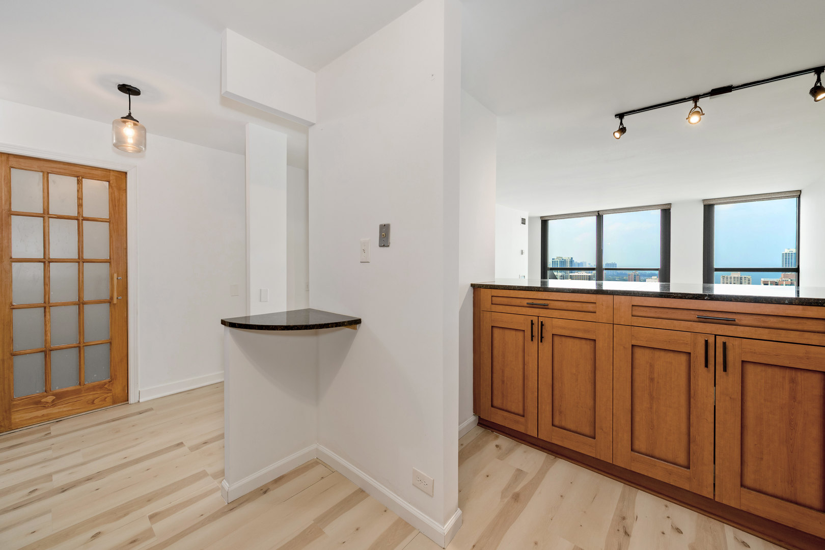 1030 N State Street Unit: 31C