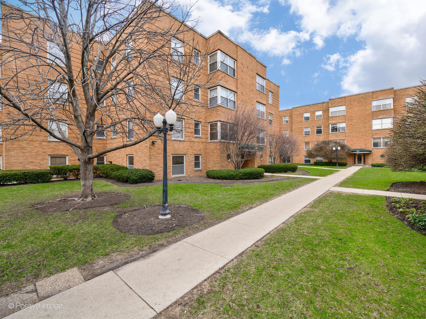 4911 N Wolcott Avenue Unit: 3A
