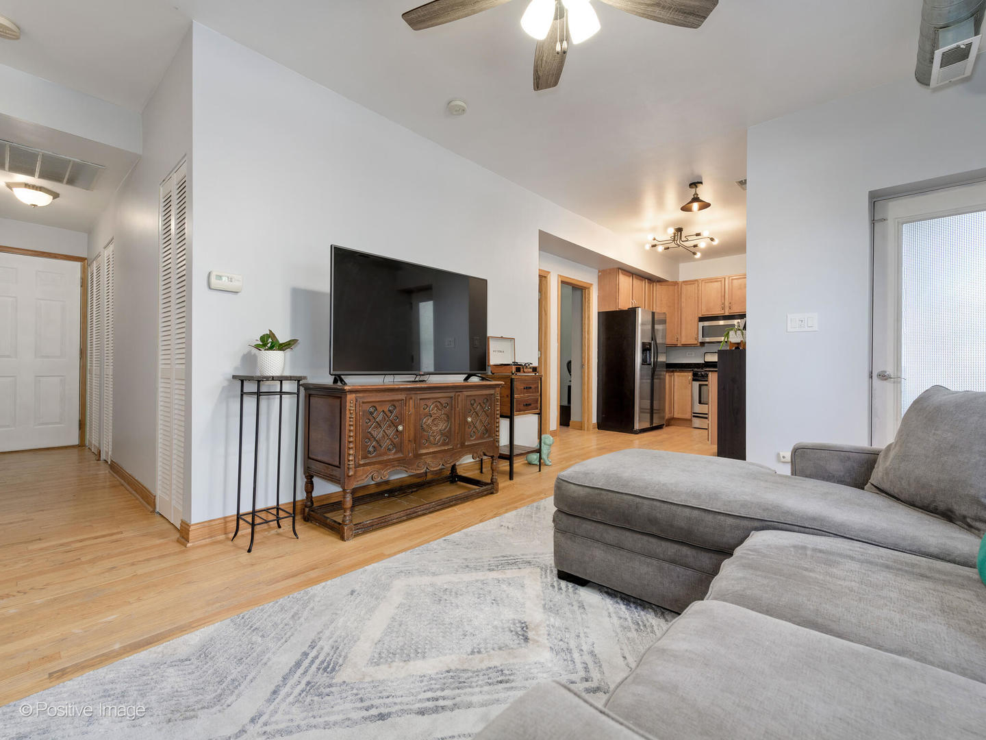 1019 N Campbell Avenue Unit: 1