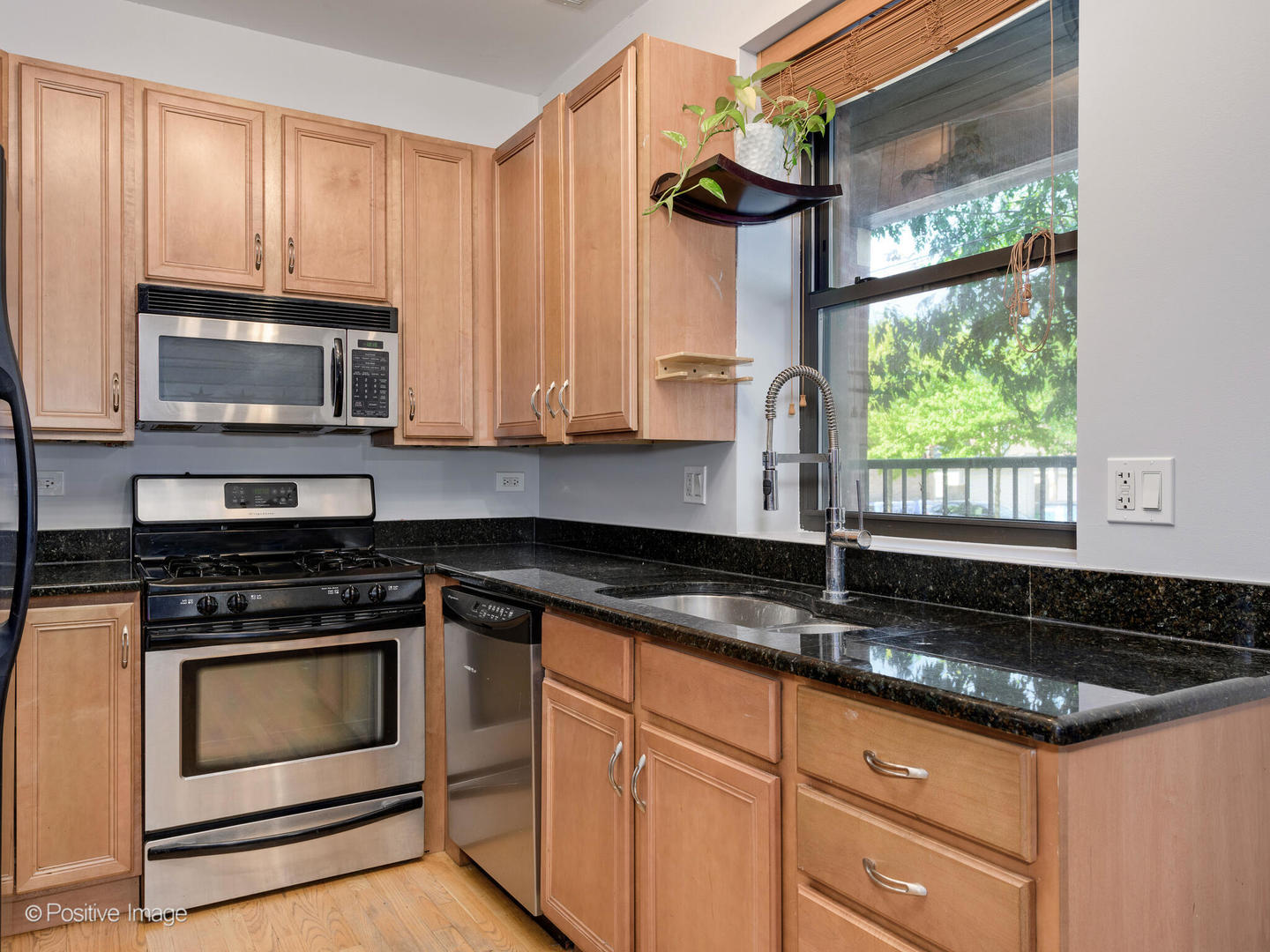 1019 N Campbell Avenue Unit: 1
