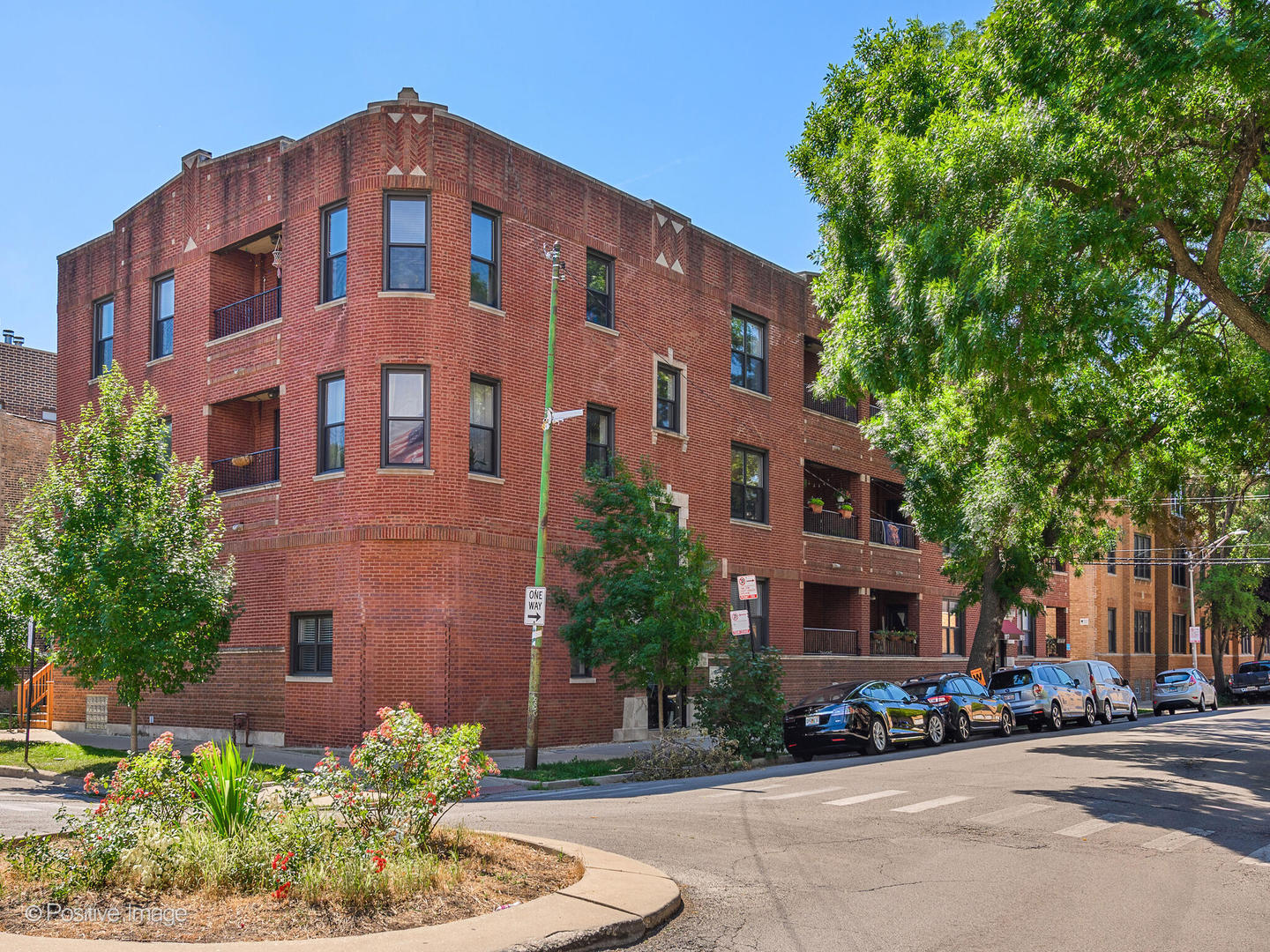 1019 N Campbell Avenue Unit: 1