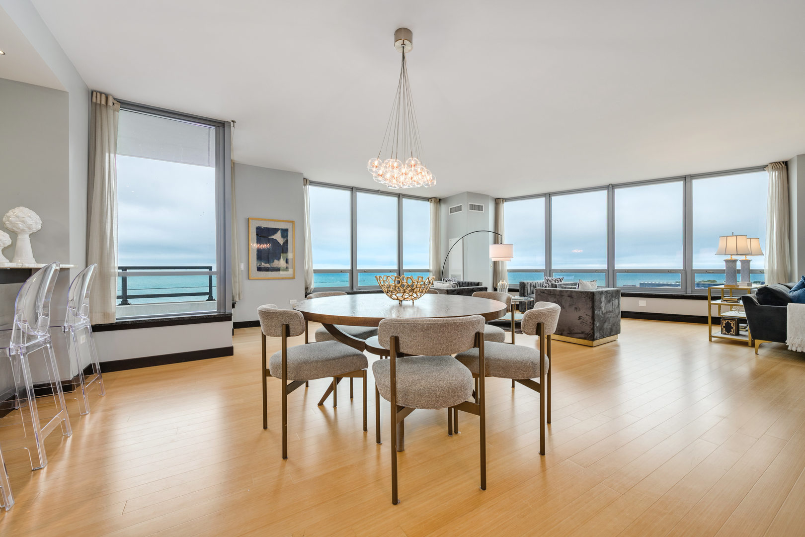 600 N LAKE SHORE Drive Unit: 1205