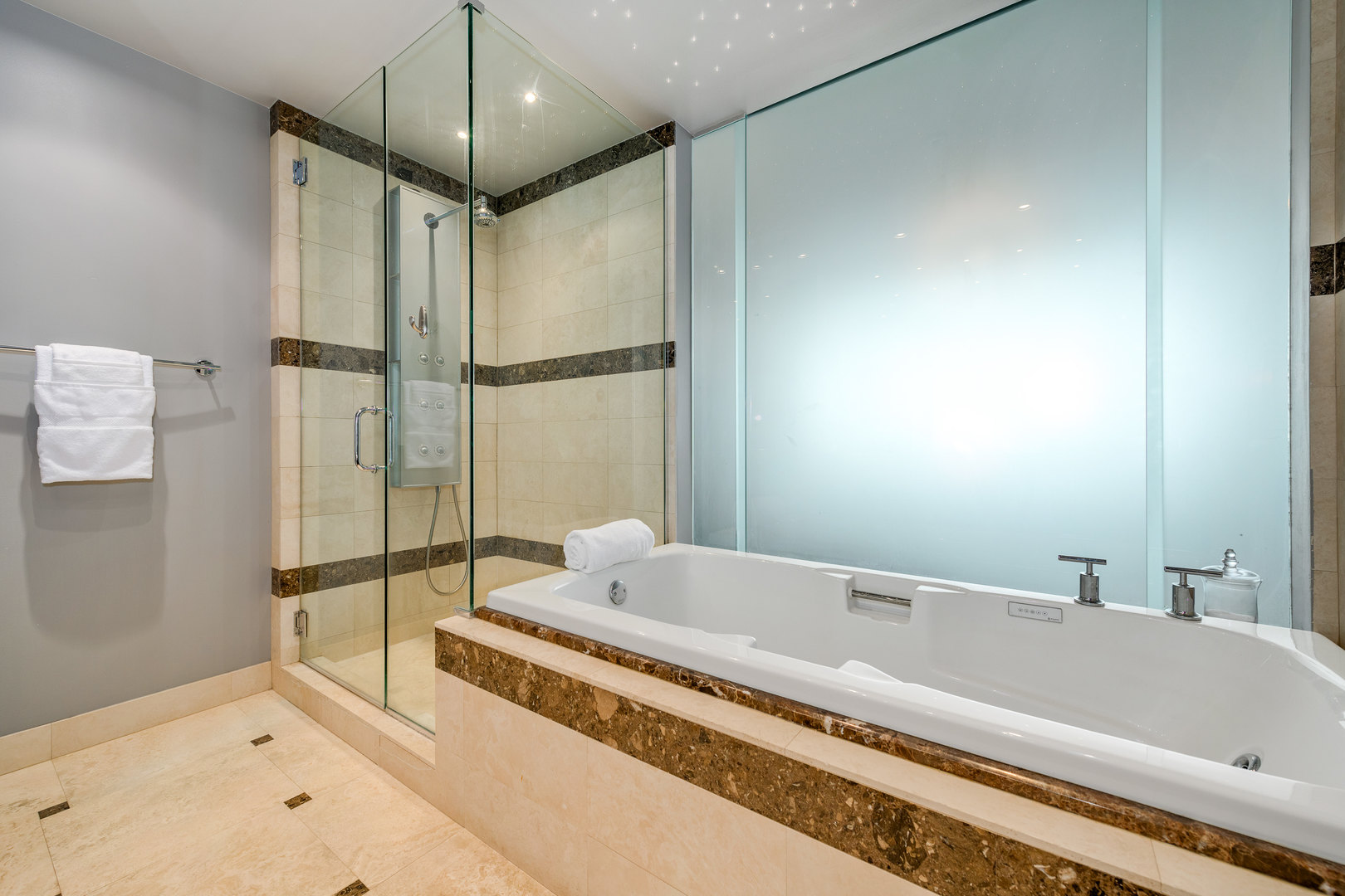600 N LAKE SHORE Drive Unit: 1205