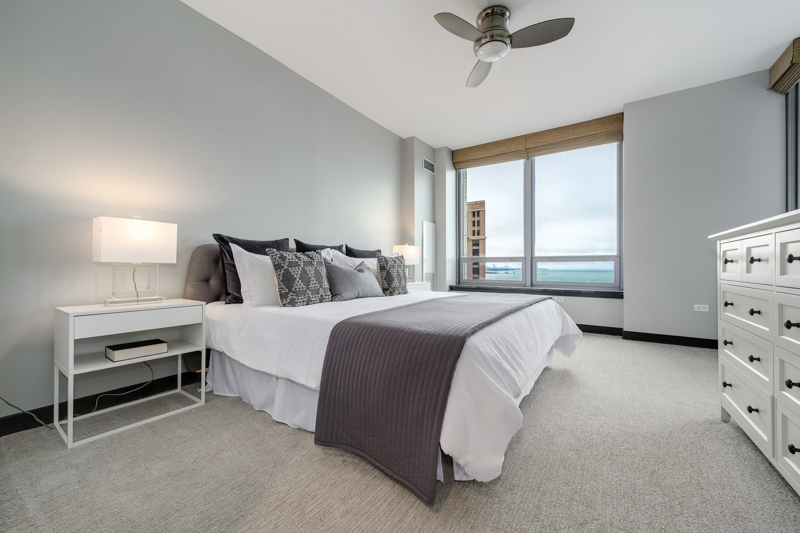 600 N LAKE SHORE Drive Unit: 1205