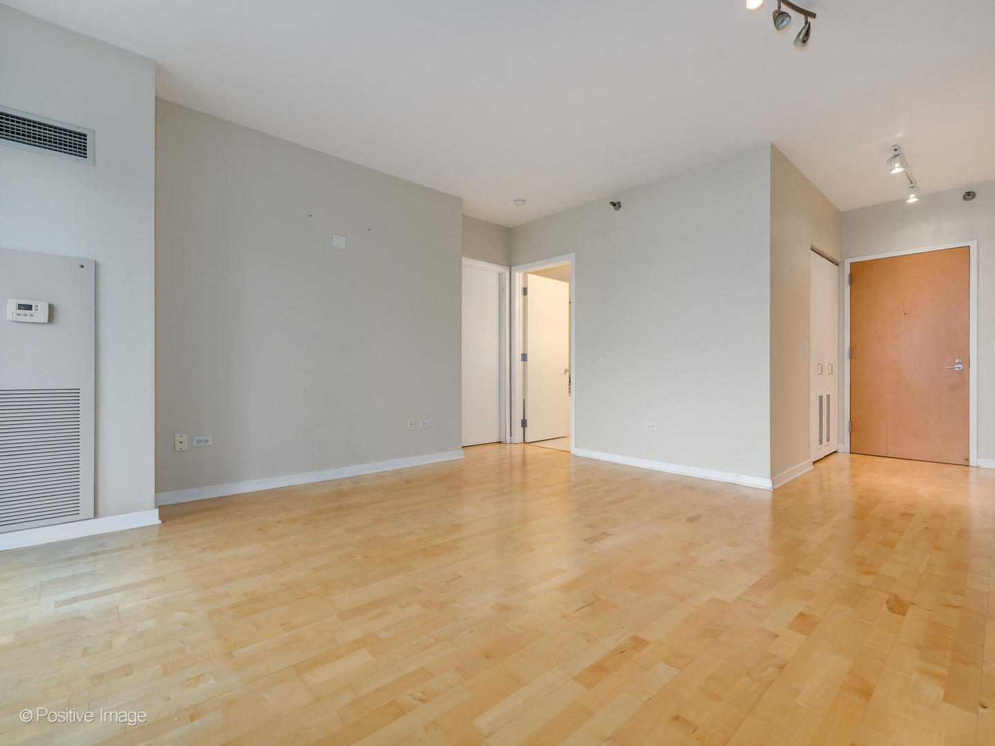 330 W GRAND Avenue Unit: 1903