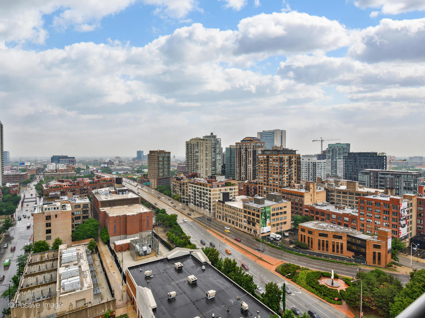 330 W GRAND Avenue Unit: 1903