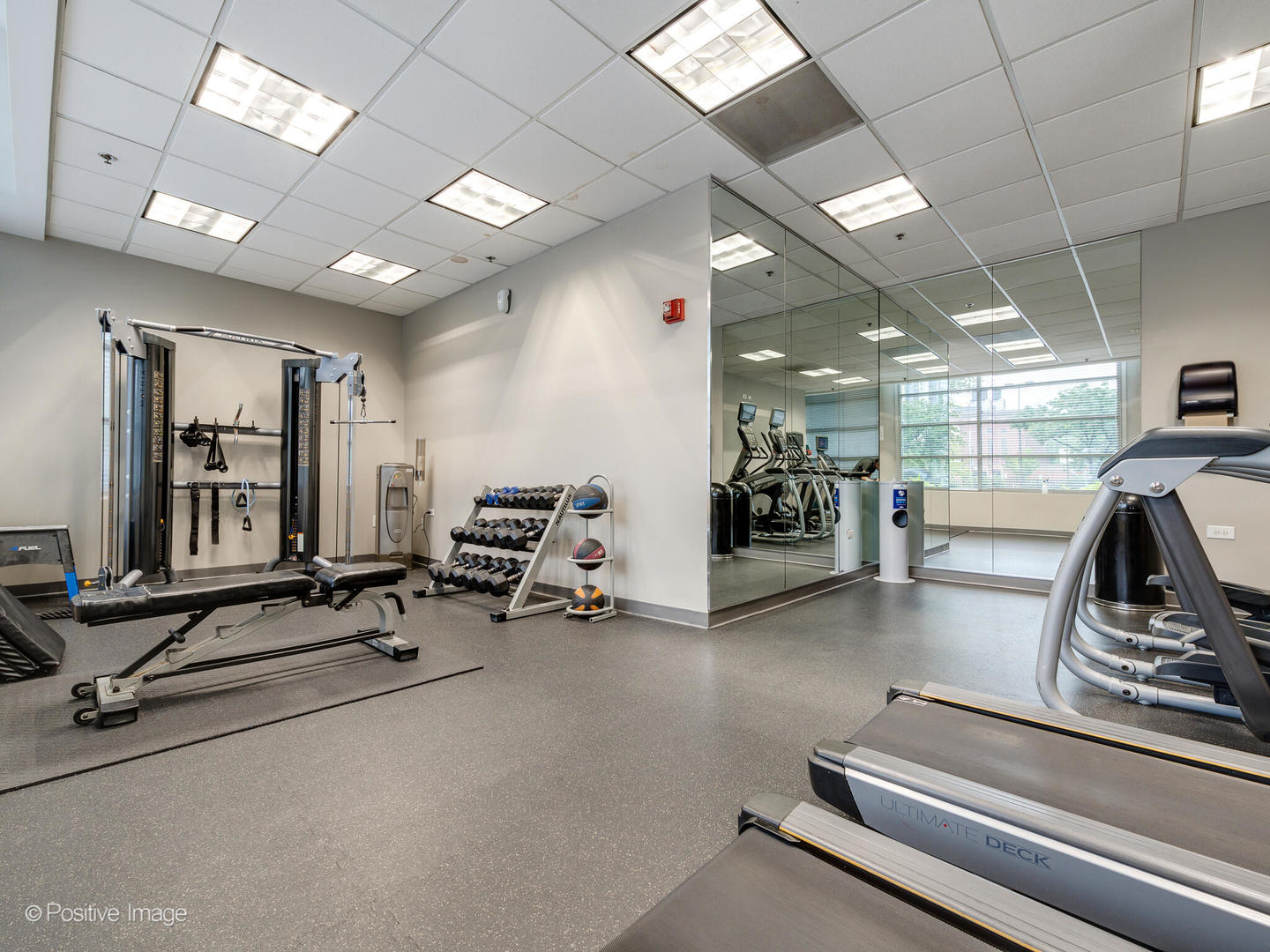 330 W GRAND Avenue Unit: 1903